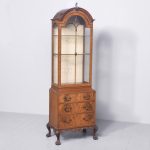 Georgian Style Cabinet on Chest