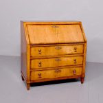 Stylish, 19th century rosewood - inlaid, blonde walnut Continental bureau (secretaire