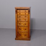 Quality mid-Victorian figured walnut Wellington secretaire chest