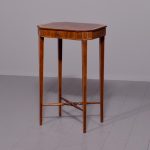 Attractive, George 111 satinwood banded, mahogany occasional or lamp table